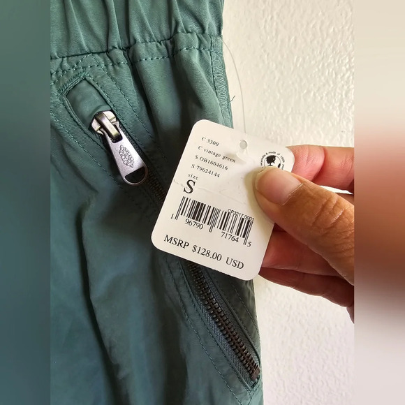 FP Movement, Women's Stadium Pants, Vintage Green, Size Small, NWT! - Picture 11 of 11